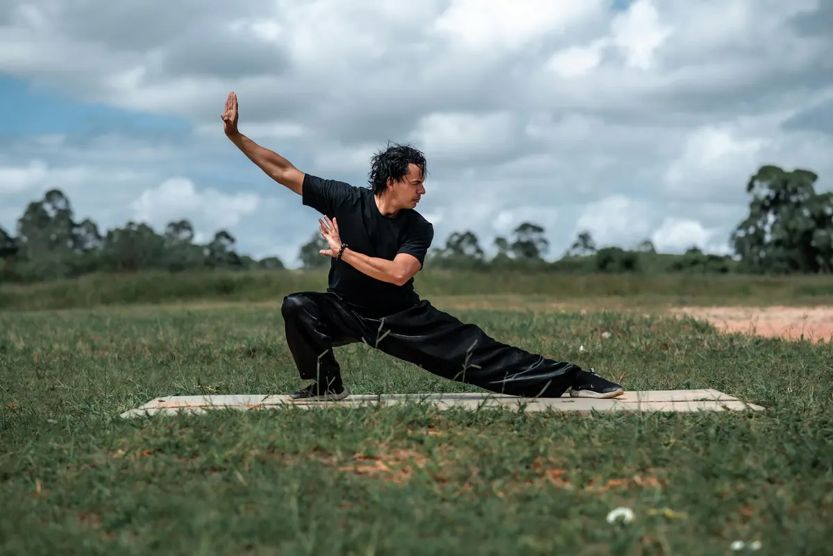 Pratique du tai chi en extérieur